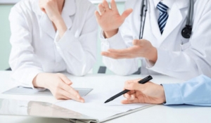 �t(y��)����еSPD�ИI(y��)